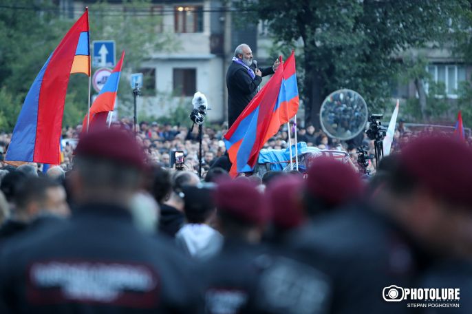 Վերադառնում ենք Հանրապետության հրապարակ. Բագրատ Սրբազան