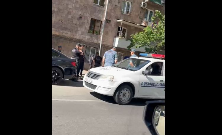 Ոստիկանությունը ուժեր է կուտակել ՔԿ մոտ, ուր պետք է այցելի Բագրատ Սրբազանը