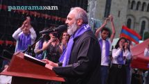 Архиепископ Баграт Галстанян: 4 дня будем оставаться на улицах и площадях, своей решимостью и волей добьемся победы