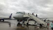 В летевший из Самары в Ереван пассажирский самолет ударила молния