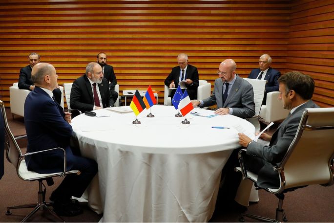 Գլոբալ պատերազմի կուսակցությունը պարտվում է. տարոսը Նիկոլ Փաշինյանին. Թևանյան