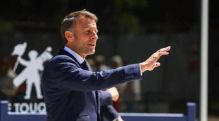 Президент Франции Эммануэль Макрон отверг возможность своей отставки