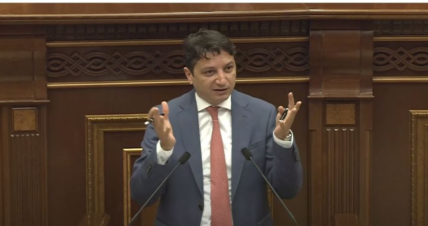 ՔՊ-ականը նախարարից հետաքրքրվեց «ԱՆԻՖ»-ին և «Ֆլայ Արնա»-ին հատկացված միլիարդներից