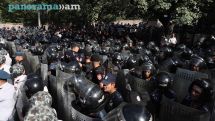 Напряженная ситуация возле НС Армении: полиция пустила в ход резиновые дубинки