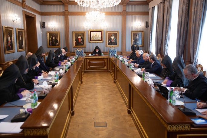 Գերագույն հոգևոր խորհուրդ. Մեր կոչն է ՀՀ իշխանություններին զերծ մնալ բռնությունից, ատելություն և թշնամանք սերմանելու մերժելի դրսևորումներից