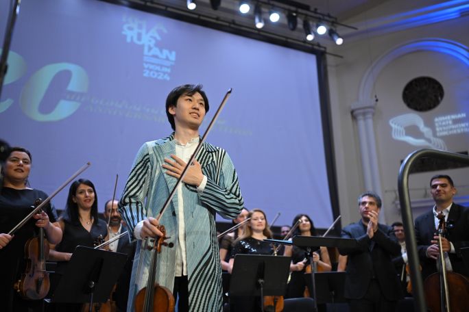 Japanese violinist wins Khachaturian International Competition