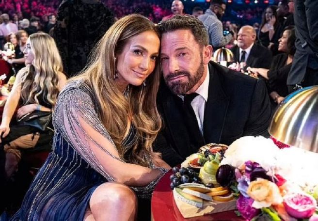Jennifer Lopez is 'over' trying to salvage doomed marriage to Ben Affleck