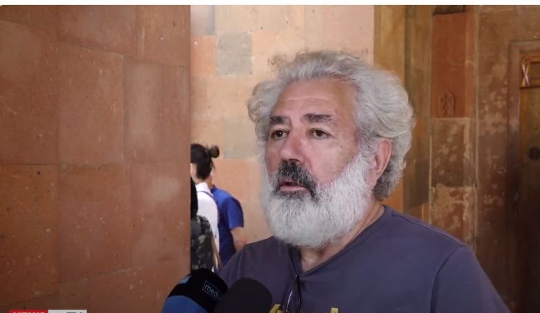 Սա է մեր կառավարության վերաբերմունքը մշակույթին, մի քիչ տղա մնացեք. Լևոն Հարությունյանը՝ Լալա Մնացականյանի վերջին հրաժեշտին