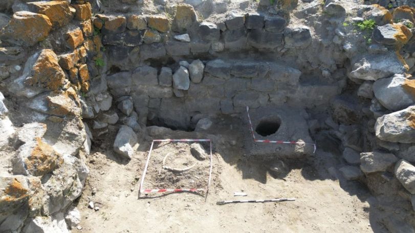 Բերդկունք ամրոցում պեղումների ընթացքում բացահայտվել են նոր նյութական և ճարտարապետական մանրամասներ
