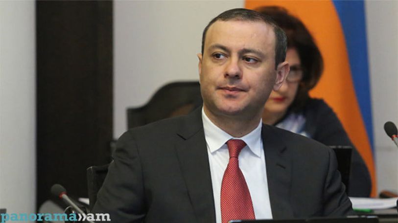 Ճիշտ չէ գերիների վերադարձի հարցը փոխկապակցել խաղաղության պայմանագրի հետ. Արմեն Գրիգորյան