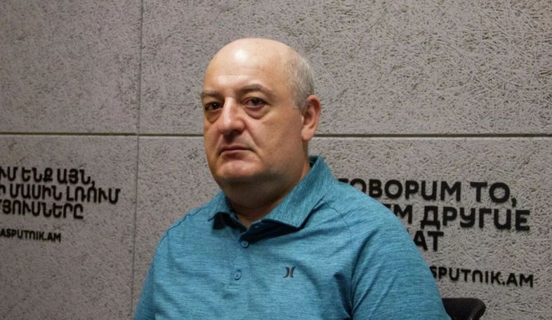Политтехнолог: Для сохранения своего кресла Пашинян пытается восстановить мосты с руководством РФ