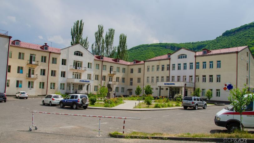 Թունավորված ընտանիքի ծնողները դուրս են գրվել, իսկ 4 երեխաները շարունակում են մնալ բուժհաստատությունում