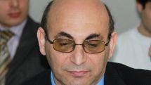 Azerbaijan presses on Arif Yunusov because of his cooperation with Armenians: He is hospitalized in pre-infarction condition