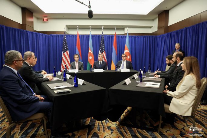 FM reaffirms Armenia's readiness to sign peace deal with Azerbaijan in soonest timeframe
