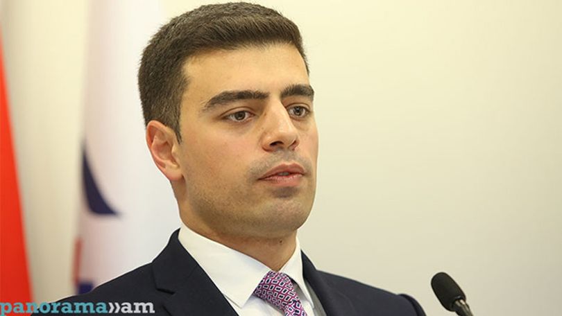 Սոս Հակոբյան. Ծուռ տրամաբանություն