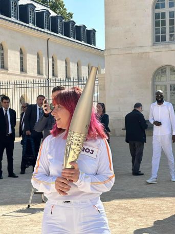 Armenian shooter joins Olympic torch relay