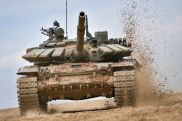 Танковые экипажи ЮВО в Армении выполнят заезды на танкодроме полигона Алагяз