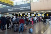 Сотни россиян застряли в Турции из-за задержки рейса на 16 часов