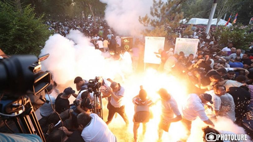 Expert warns of 'unprecedented' violence against reporters in Armenia