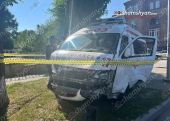 Ambulance carrying pregnant woman crashes in Armenia