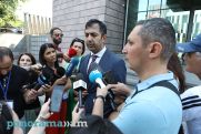 Դատախազը «ամենագետ» բառը վիրավորական է գնահատել. ինչու է Հրայր Թովմասյանը հեռացվել նիստերի դահլիճից