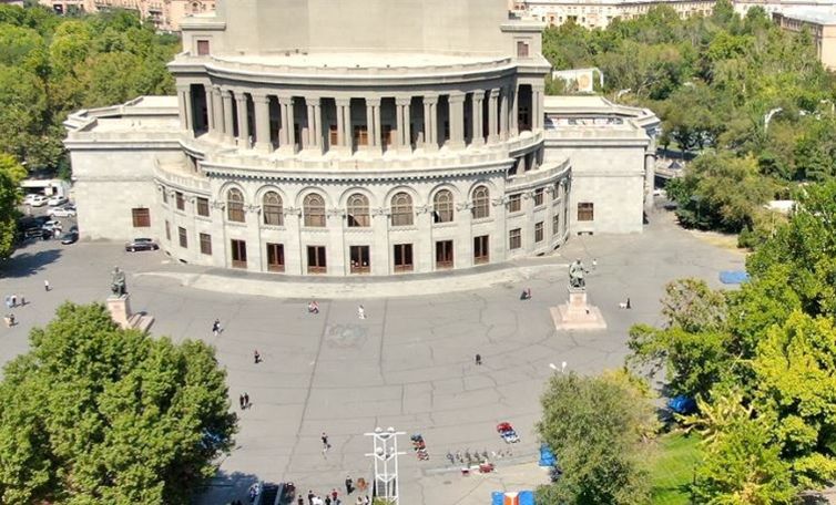 «Սիմֆոնիկ Երևան»՝ այսօր  Ազատության հրապարակում