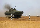 Механики-водители военной базы ЮВО в Республике Армения провели практические занятия по вождению в ночное время