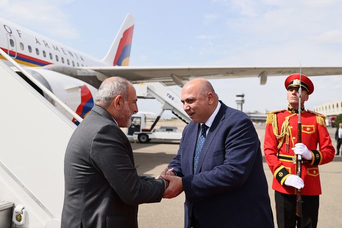 Pashinyan starts official visit to Georgia