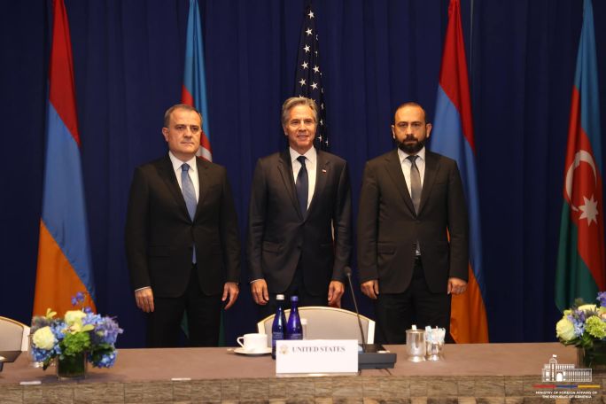 Armenia, Azerbaijan agree to put additional efforts towards signing of peace deal
