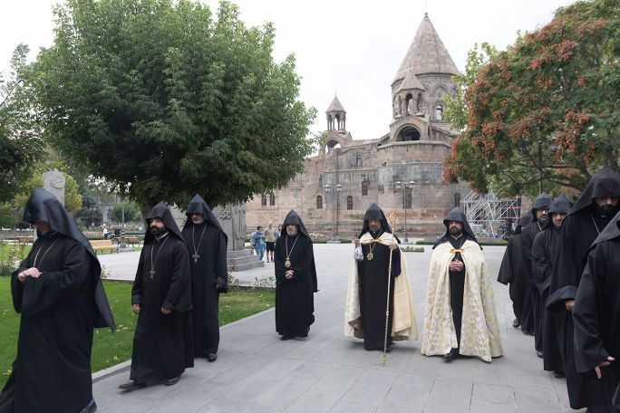 Կ․ Պոլսի Հայոց Պատրիարքը ժամանել է Մայր Աթոռ Սուրբ Էջմիածին