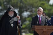 Serzh Sargsyan won't attend re-consecration of Etchmiadzin cathedral
