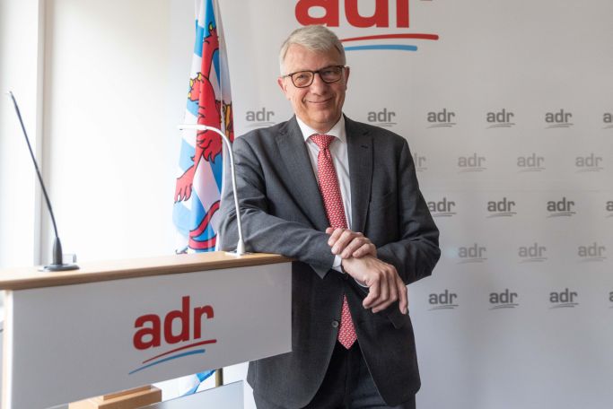 MEP urges Azerbaijan to release Armenian prisoners