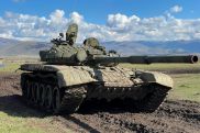 На военной базе ЮВО в Армении прошли учебно-боевые стрельбы танкового батальона