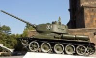 В Армении 8 октября отмечается День танкиста