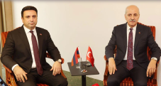 Քննարկեցինք Հարավային Կովկասում խաղաղության գործընթացը և ընդհանուր տարածաշրջանը. Ալեն Սիմոնյանը՝ Քուրթուլմուշի հետ հանդիպման