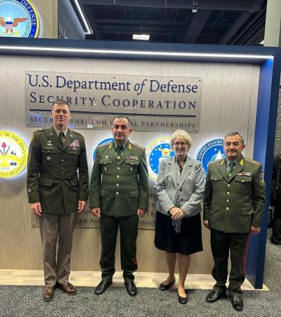 Эдвард Асрян в США встретился с директором Агентства сотрудничества по вопросам оборонной безопасности
