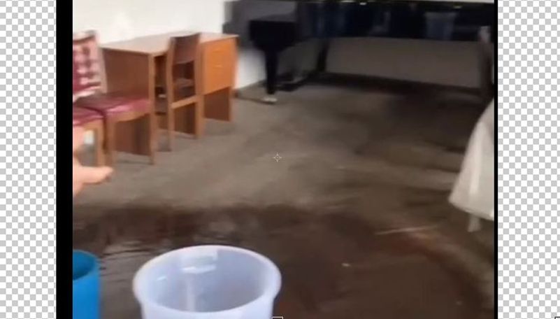 «Пока у нас нет других условий». Плачевное состояние Ереванской консерватории после ливня