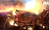 4 dead as helicopter crashes into radio tower in Houston