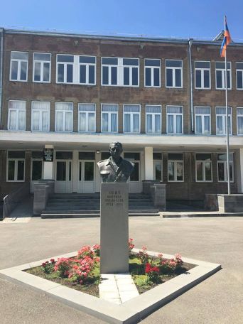 Ռազմագիտության դասին հնչած կրակոցի գործով աշակերտը ճանաչվել է տուժող