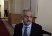 Armenian deputy PM says ratification of regulations with Azerbaijan simultaneous