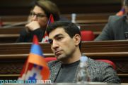 Пашинян – Левону Кочаряну: Я понимаю, что, возможно, «Смерть Кикоса» – одна из немногих книг, которые вы прочитали