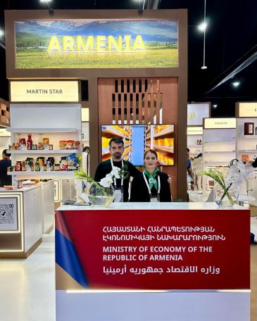 Одним из встретившихся с Анной Акопян успешных мужчин был Телемак Саакян