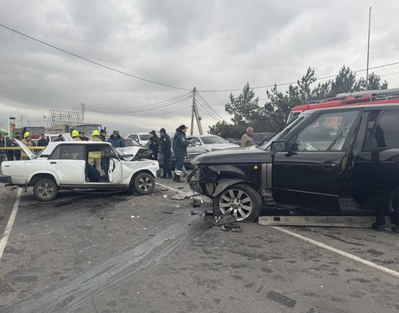 Car crash in Armenia leaves one dead, three wounded