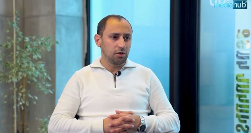 Լրագրող Վահե Մակարյան. ԱԺ նախկին որևէ նախագահ իրեն թույլ չէր տալիս լրագրողի հասցեին որևէ անպարկեշտ արտահայտություն