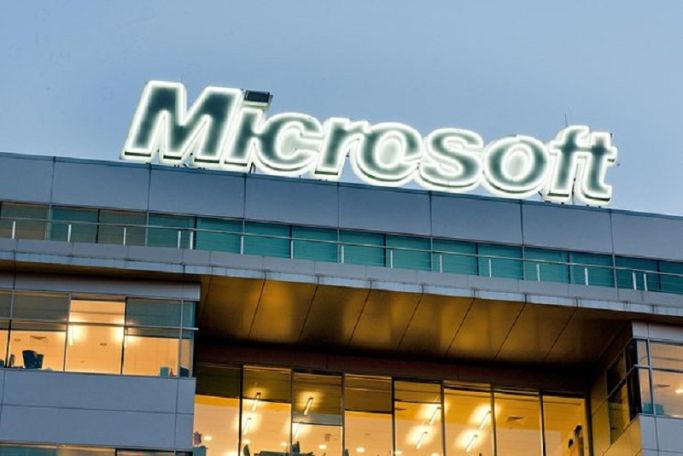 Microsoft из-за Apple переименует свои ИИ-сервисы Copilot