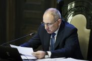 За минувшие 2 года правительство Армении не получало дохода от своей доли в горнодобывающей сфере и прячется за спиной частной компании