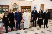 Pashinyan meets with Pope Francis in Vatican