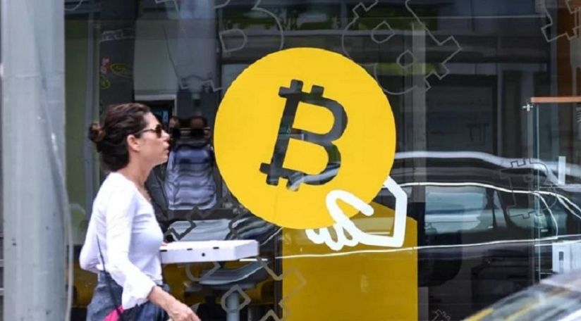 Стоимость биткоина впервые поднялась выше 99 тысяч долларов