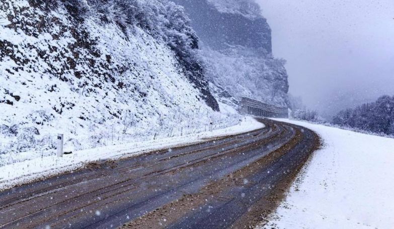 Powerful cyclone bringing snow to most parts of Armenia