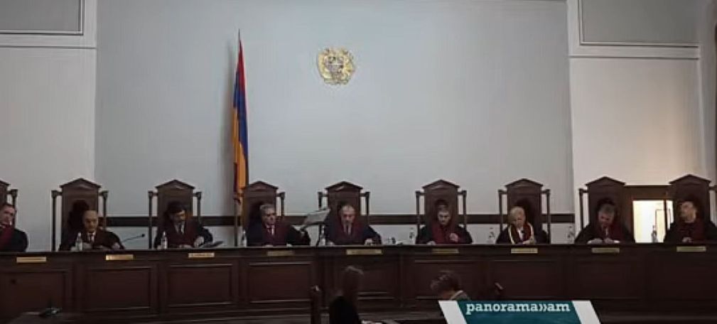 Armenian top court checks constitutionality of two loan agreements